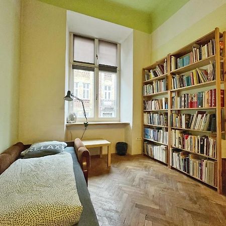Old Town Rooms Wielopole Краків Екстер'єр фото