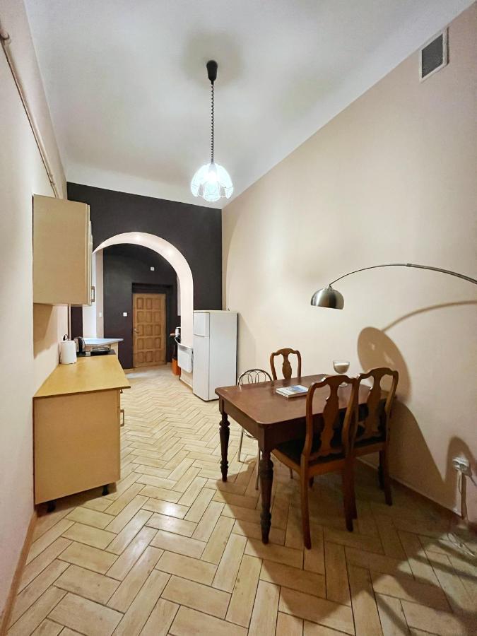 Old Town Rooms Wielopole Краків Екстер'єр фото