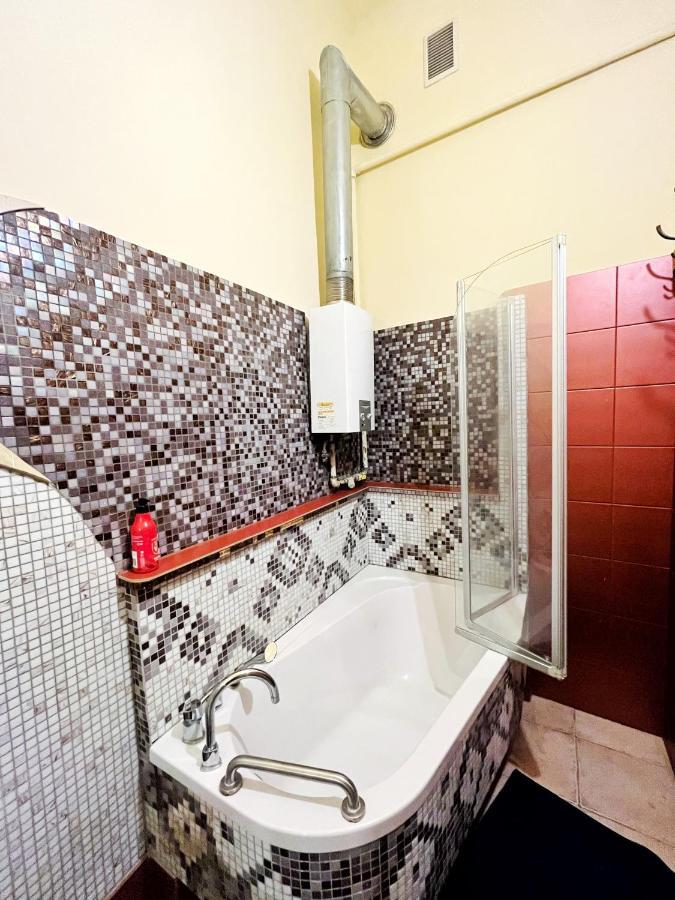 Old Town Rooms Wielopole Краків Екстер'єр фото